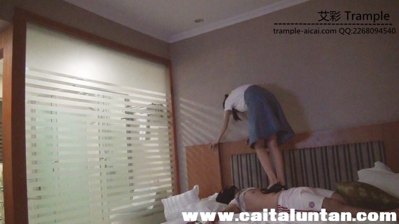 044447zooajwzpfqhuaoou.jpg